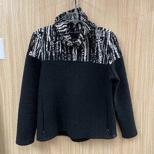 Tonia Debellis Black Print Pullover Size Medium